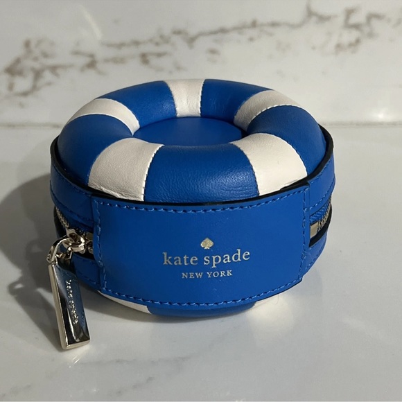 Kate Spade Splash Pool Float Keychain - Picture 4 of 5